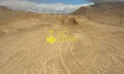 Terreno à venda na Rua Papagaio, Roma, Volta Redonda