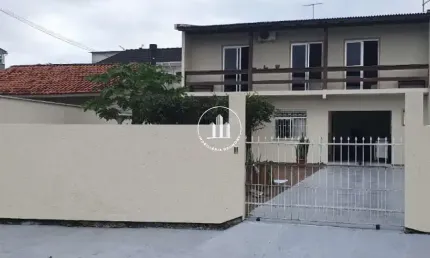 Casa com 3 quartos à venda na Rua das Pitangueiras, 135, Madri, Palhoça