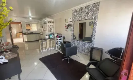 Casa com 2 quartos à venda na Rua dos Cajueiros, 88, Madri, Palhoça