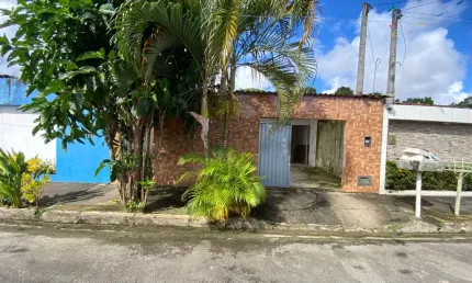 Casa a venda, 3 quartos em condomínio recanto dos vales