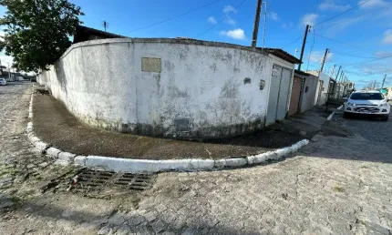 Casa com 3 quartos com garagem Novo Jardim em Cidade Universitária - Maceió - AL