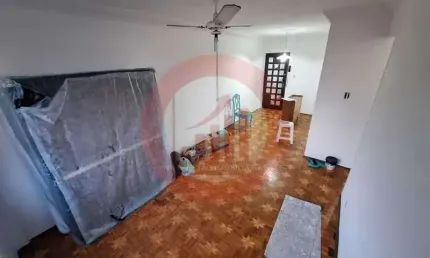 Apartamento com 3 quartos à venda na Rua Heráclito Graça, Lins de Vasconcelos, Rio de Janeiro, 65 m2 por R$ 130.000