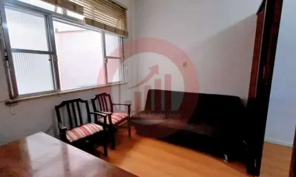 Kitnet / Stúdio à venda na Rua Carlos Sampaio, Centro, Rio de Janeiro, 27 m2 por R$ 175.000