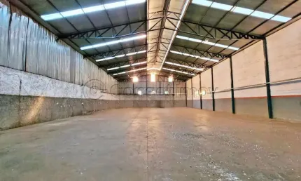 Galpão comercial de 900m² disponível para locação - Parque Industrial Tanquinho.