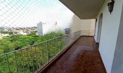 Apartamento de 314m² com 04 quartos sendo 02 suíte para locação - Centro