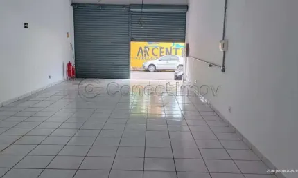 Salão comercial de 60m² com 01 banheiro para locação - campos elíseos