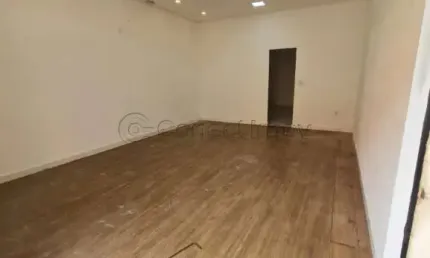 Salão comercial de 90m² disponível para locação - Centro.