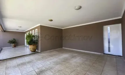 Casa de 250m² com 03 quartos sendo 01 suíte - vila monte alegre