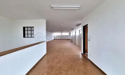 Salão de 270m² com 02 banheiros para locação - Jardim Paulistano