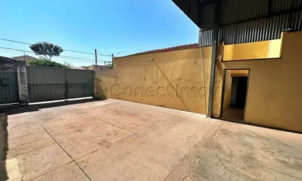 Galpão comercial de 220m² com 01 banheiro para locação e venda - campos elísios