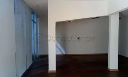 Salão comercial de 174m² com 03 banheiros para locação - Jardim América