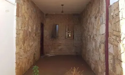 Imóvel comercial de 98m² com 02 banheiros para locação - bosque das juritis