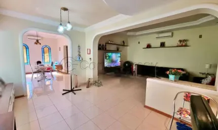 Excelente Localização e Conforto - Encontre Seu Novo Lar com a Imobiliária Conectimov.