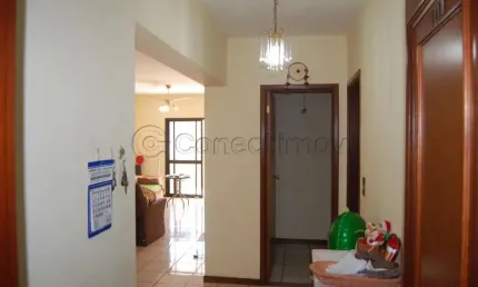 Apartamento de 107m² com 02 quartos à venda - Centro