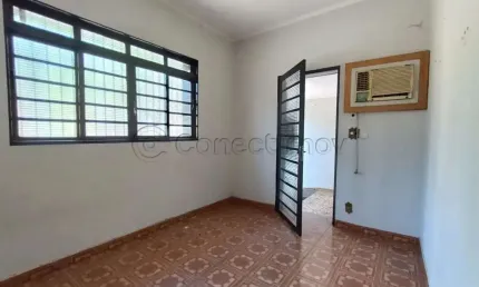 Casa de 111m² disponível para locação e venda - vila tibério
