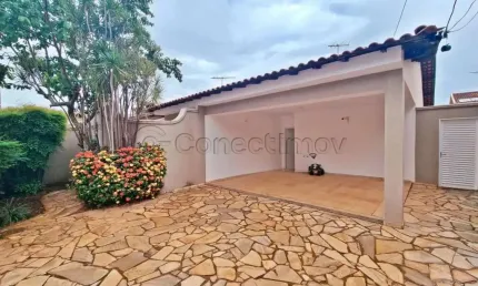 Casa de 146,00m² com 03 quartos sendo 01 suíte para locação e venda - ribeirânia