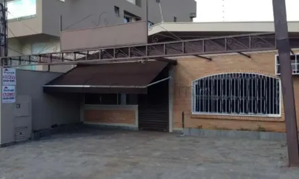 Imóvel comercial de 250m² com 03 banheiros disponível para locação e venda - jardim macedo