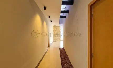 Casa padrão 204m² disponível para locação no bairro Residencial Alto Castelo em Ribeirão Preto.