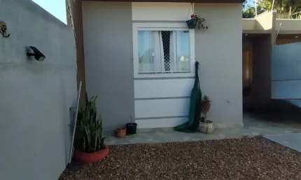 Casa com 2 quartos à venda na Rua Vereador João Abraão Maia, Uvaranas, Ponta Grossa