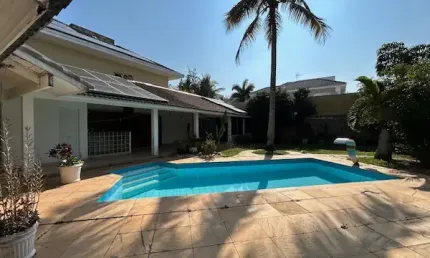Linda casa à venda em condomínio exclusivo na barra da tijuca