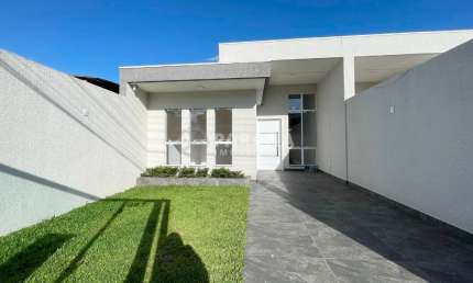 VENHA CONHECER SUA NOVA CASA!! IMÓVEL COM PISCINA COM CASCATA E ÁREA GOUMERT, AGENDE SUA VISITA!!!