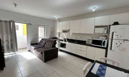 Apartamento a venda com 02 Dormitórios  no Real Parque/ São José, SC