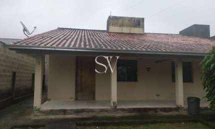 Casa a venda de 02 Dormitórios com amplo terreno e arvore frutíferas em Aguas Mornas - Grande Florianópolis-SC