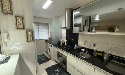 Apartamento a venda com 02 Dormitórios em Areias/ São José, SC
