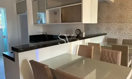 Apartamento a venda de 03 Dormitórios sendo 01 Suíte com mobília planejada no bairro Fundos de Biguaçu-SC