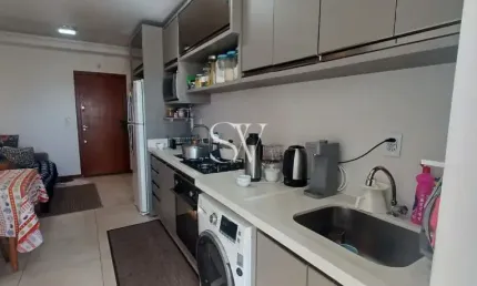 Apartamento a venda porteira fechada de 02 dormitórios com sacada churrasqueira e elevador no bairro aririú em palhoça-sc
