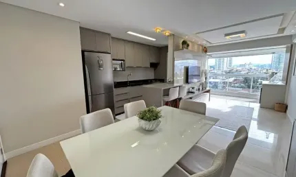 Apartamento a venda com 03 dormitórios sendo 01 suíte em barreiros/ são josé, sc