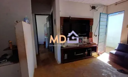 Casa com 2 quartos à venda no Luizote de Freitas, Uberlândia 