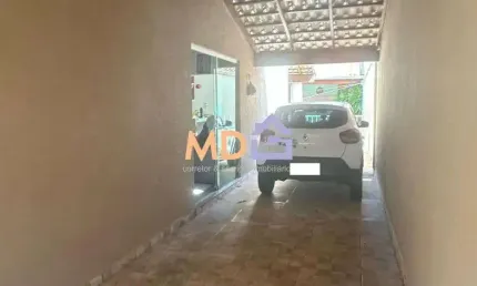 Casa com 3 quartos à venda no Planalto, Uberlândia 