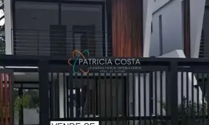 Casas de  alto padrão na praia do siriú-garopaba/sc