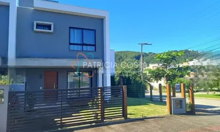 Bela casa á venda no bairro panorâmico- garopaba/sc
