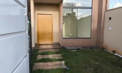 Magnifica casa térrea 3 quartos  1  suíte master e closett