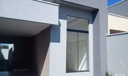 Linda casa 3 quartos 1 suíte pé direito alto e churrasqueira -  zero de entrada