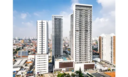 Apartamento com 1 suite e terraço em frente ao metro