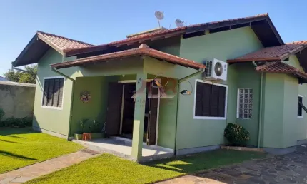 Casa  com 2 Dormitórios (suíte) MAIS 5 apartamentos de aluguel