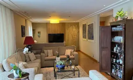 Oportunidade - Apartamento à venda no Brooklin com 218m², 2 quartos 1 suíte e 4 vagas