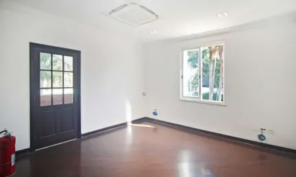 Oportunidade - Casa com 850 m², 6 quartos à venda no bairro Jardim América.