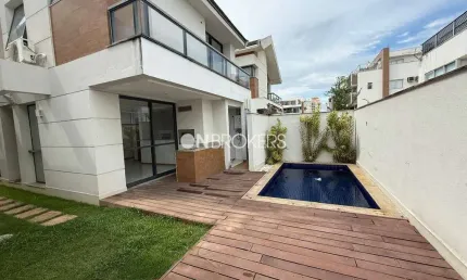 Recreio dos Bandeirantes | Casa 4 quartos, sendo 4 suites
