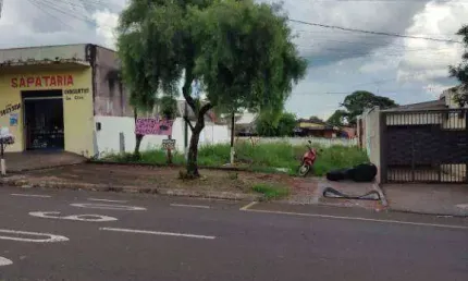Terreno comercial à venda na Avenida Alziro Zarur, 1428, Conjunto Residencial Ney Braga, Maringá