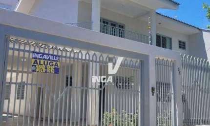 Sobrado com 4 dormitórios à venda, 215 m² por R$ 950.000,00 - Vila Marumby - Maringá/PR