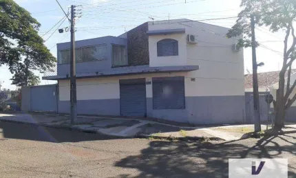 Salao comercial/apto/Casa com 4 dorm. à venda, 280 mts de const. e 308 mt terreno  R$ 600.000 - Conjunto Habitacional João de Barro Thaís - Maringá/PR