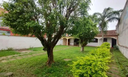 Casa para venda em itanhaém, bopiranga, 2 dormitórios, 1 banheiro, 8 vagas
