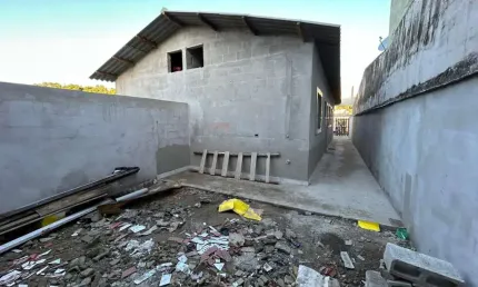 Casa para Venda em Itanhaém, SUARÃO, 2 dormitórios, 1 banheiro, 2 vagas