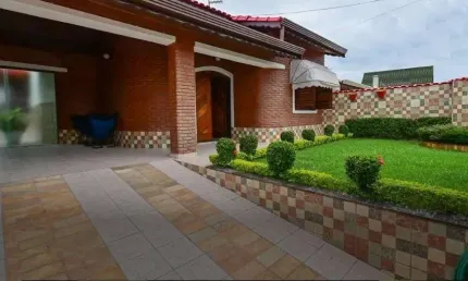 Casa para Venda em Peruíbe, Três Marias, 3 dormitórios, 1 suíte, 1 banheiro, 2 vagas