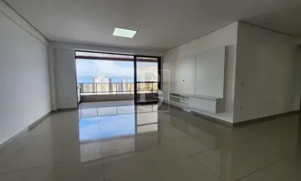 Apartamento 207m2, 4 suítes sendo 1 master, andar alto em João Pessoa PB