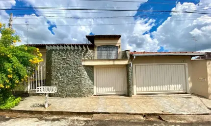 Casa para Venda em Lins, Labate, 6 dormitórios, 1 suíte